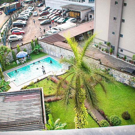 Clos D'Anthony Residence Bonanjo Douala Exterior photo