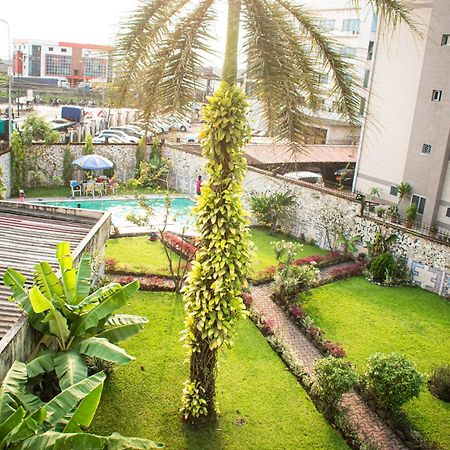 Clos D'Anthony Residence Bonanjo Douala Exterior photo